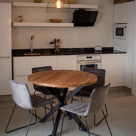 Apt The V Home 卡门港 外观 照片